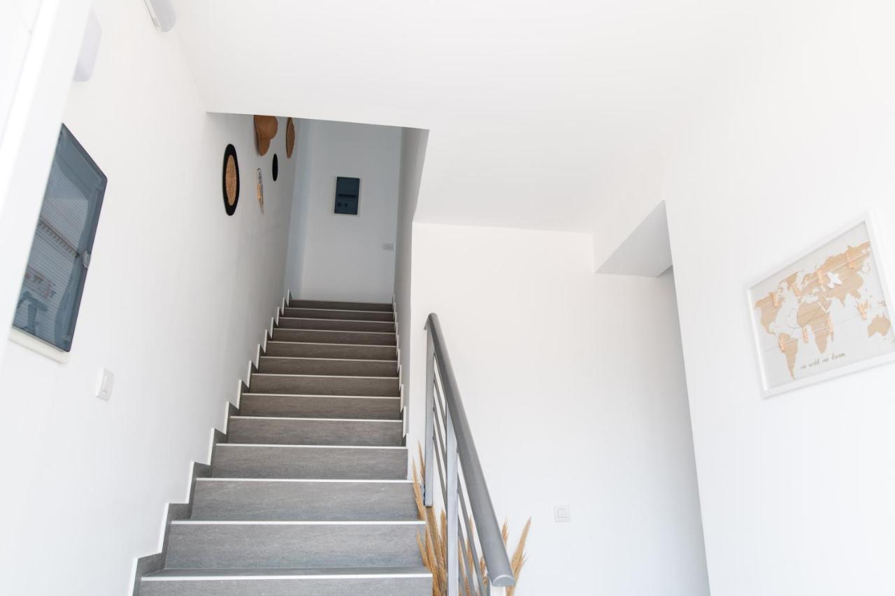 קפלוס Saint Nicholas Houses מראה חיצוני תמונה